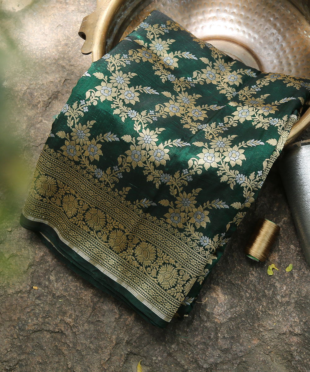 Handloom_Emerald_Green_Pure_Katan_Silk_Banarasi_Dupatta_With_Cutwork_Jaal_WeaverStory_01