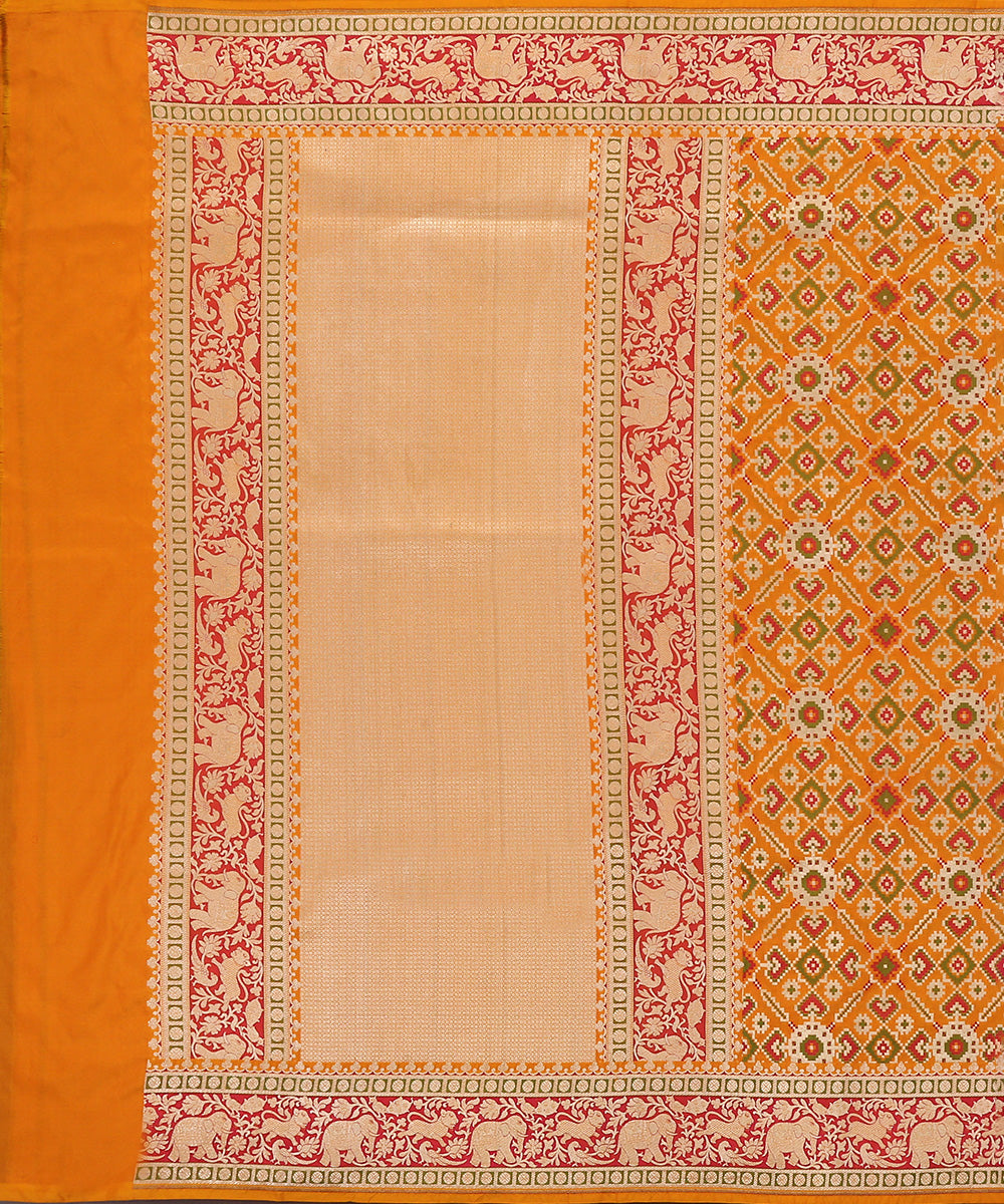 Handloom_Yellow_Pure_Katan_Silk_Banarasi_Patola_Dupatta_WeaverStory_02