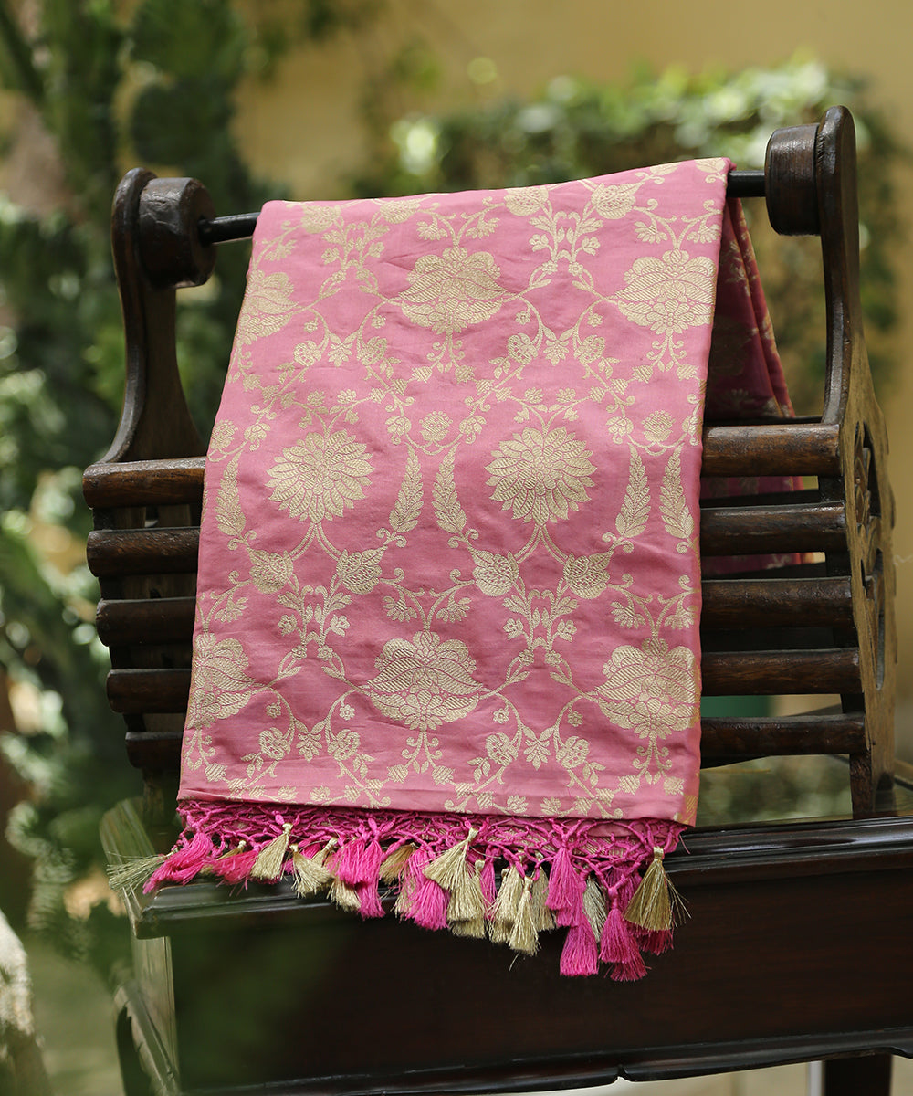 Handloom_Baby_Pink_Cutwork_Pure_Katan_Silk_Banarasi_Dupatta_WeaverStory_01