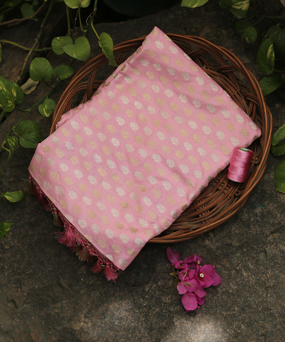 Baby_Pink_Handloom_Banarasi_Katan_Silk_Dupatta_WeaverStory_01