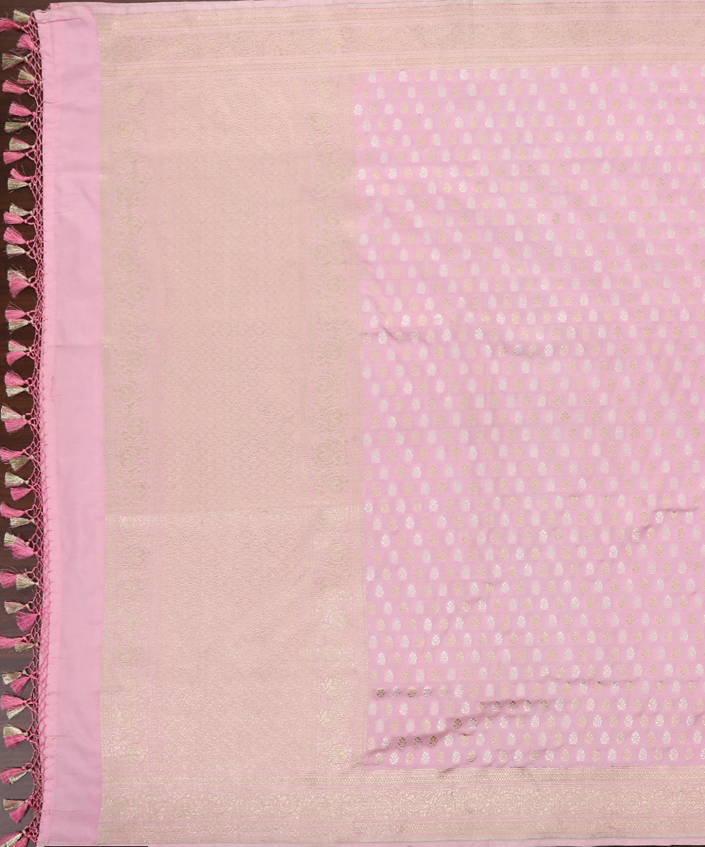 Baby_Pink_Handloom_Banarasi_Katan_Silk_Dupatta_WeaverStory_02