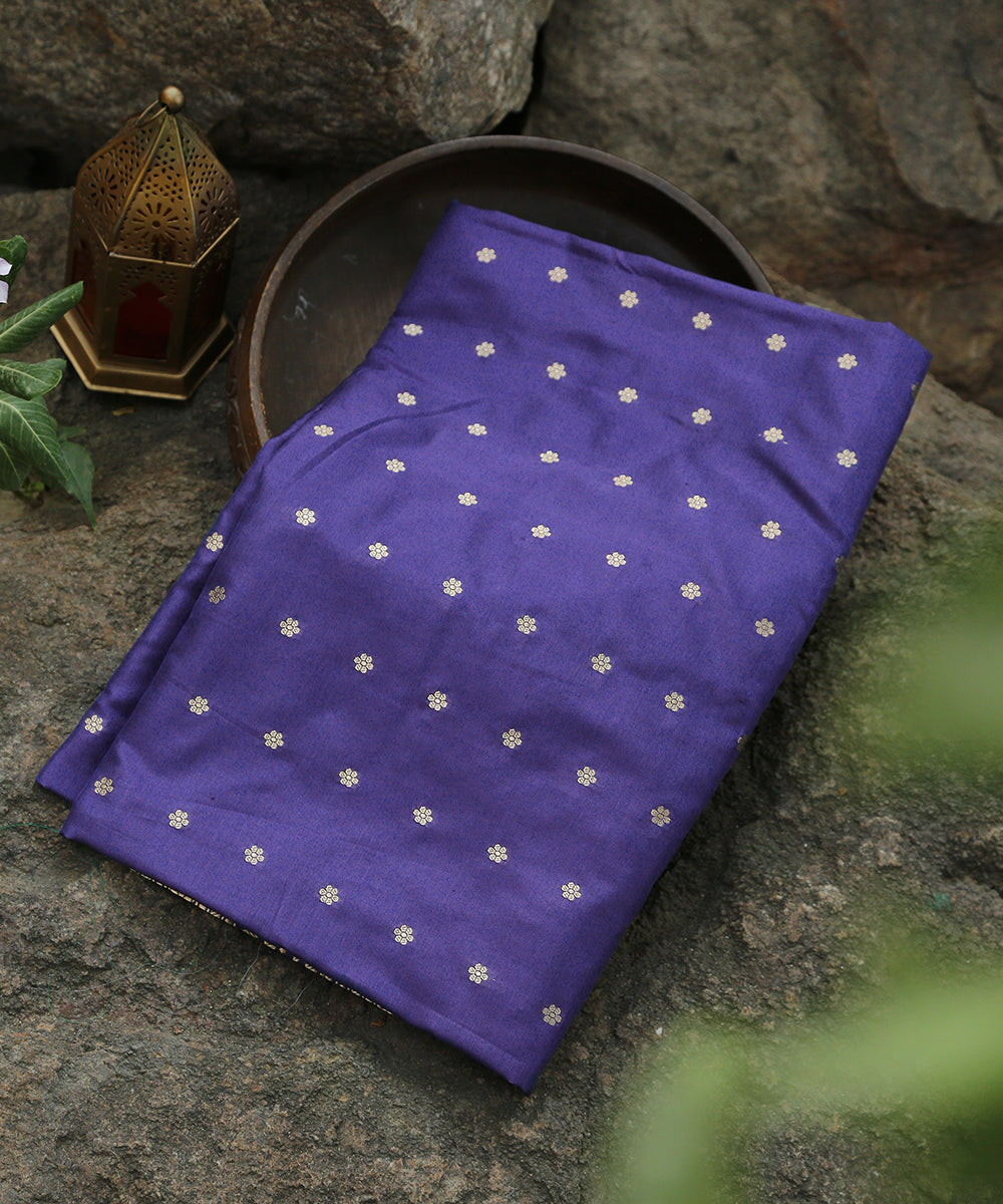 Handloom_Navy_Blue_Katan_Silk_Banarasi_Dupatta_with_Floral_Border_WeaverStory_01