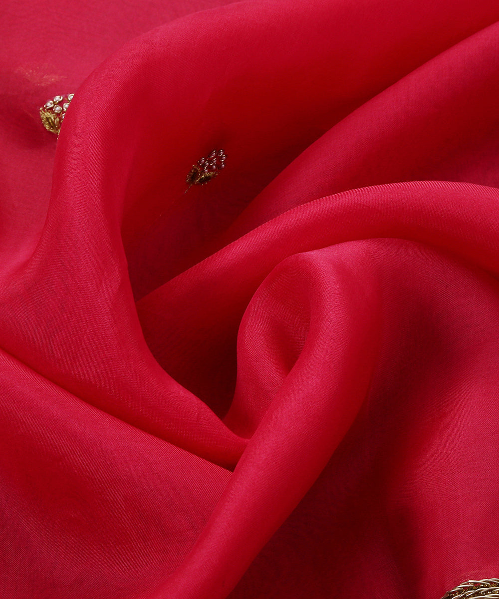 Red_Handloom_Pure_Organza_Embroidered_Dupatta_With_Zardozi_Border_WeaverStory_05
