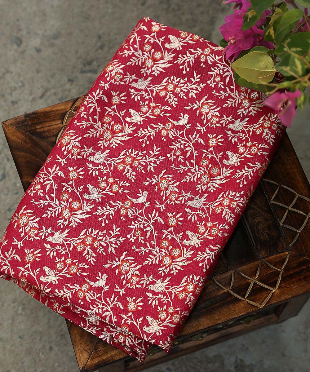 Pink_Handloom_Pure_Katan_Silk_Banarasi_Dupatta_With_Birds_Motifs_WeaverStory_01