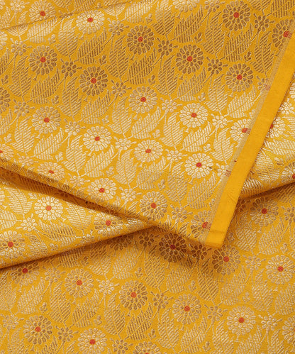 Handloom_Yellow_Pure_Katan_Silk_Kimkhab_Banarasi_Fabric_With_Meena_Red_Booti_WeaverStory_04