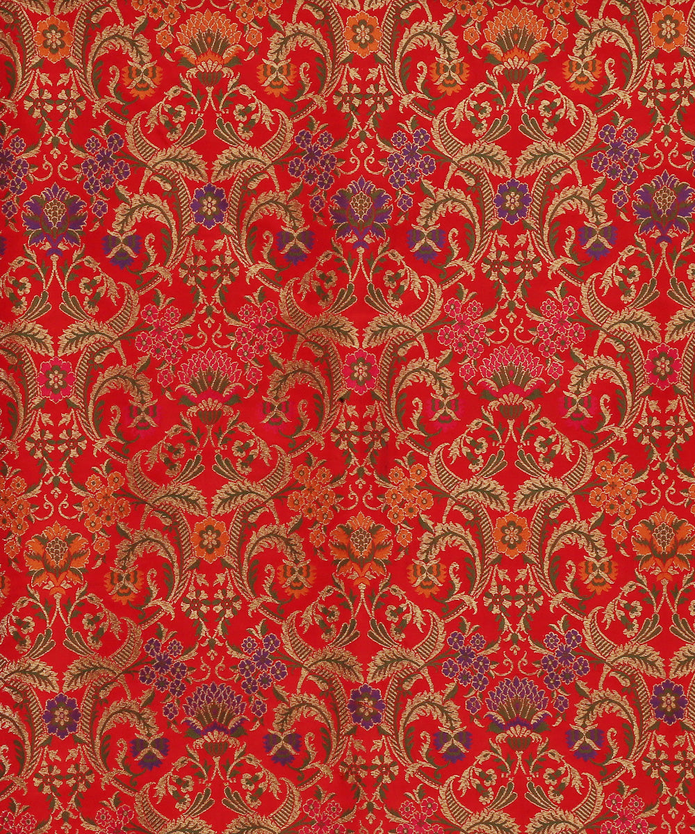 Handloom_Red_Pure_Katan_Silk_Kimkhab_Banarasi_Fabric_WeaverStory_02