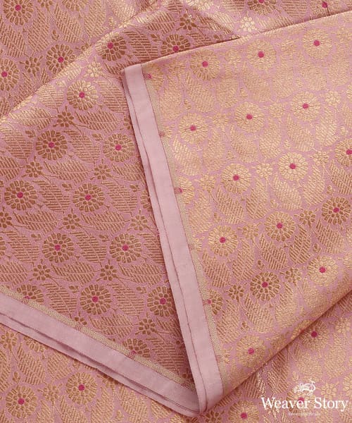 Baby_Pink_Handloom_Pure_Katan_Silk_Kimkhab_Bageecha_Banarasi_Fabric_WeaverStory_04