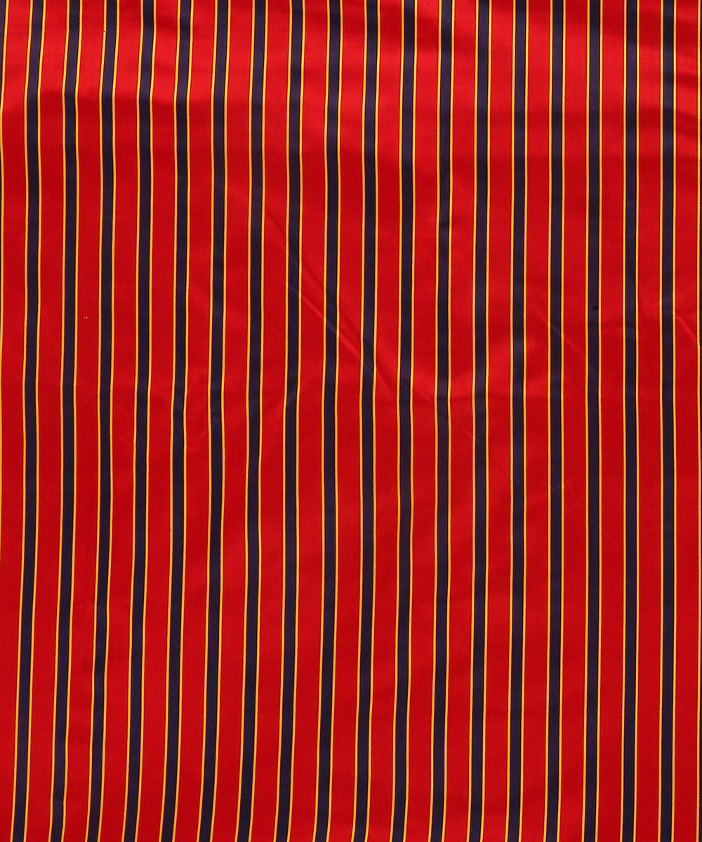 Handloom_Red_And_Blue_Pure_Satin_Silk_Striped_Banarasi_Fabric_WeaverStory_02