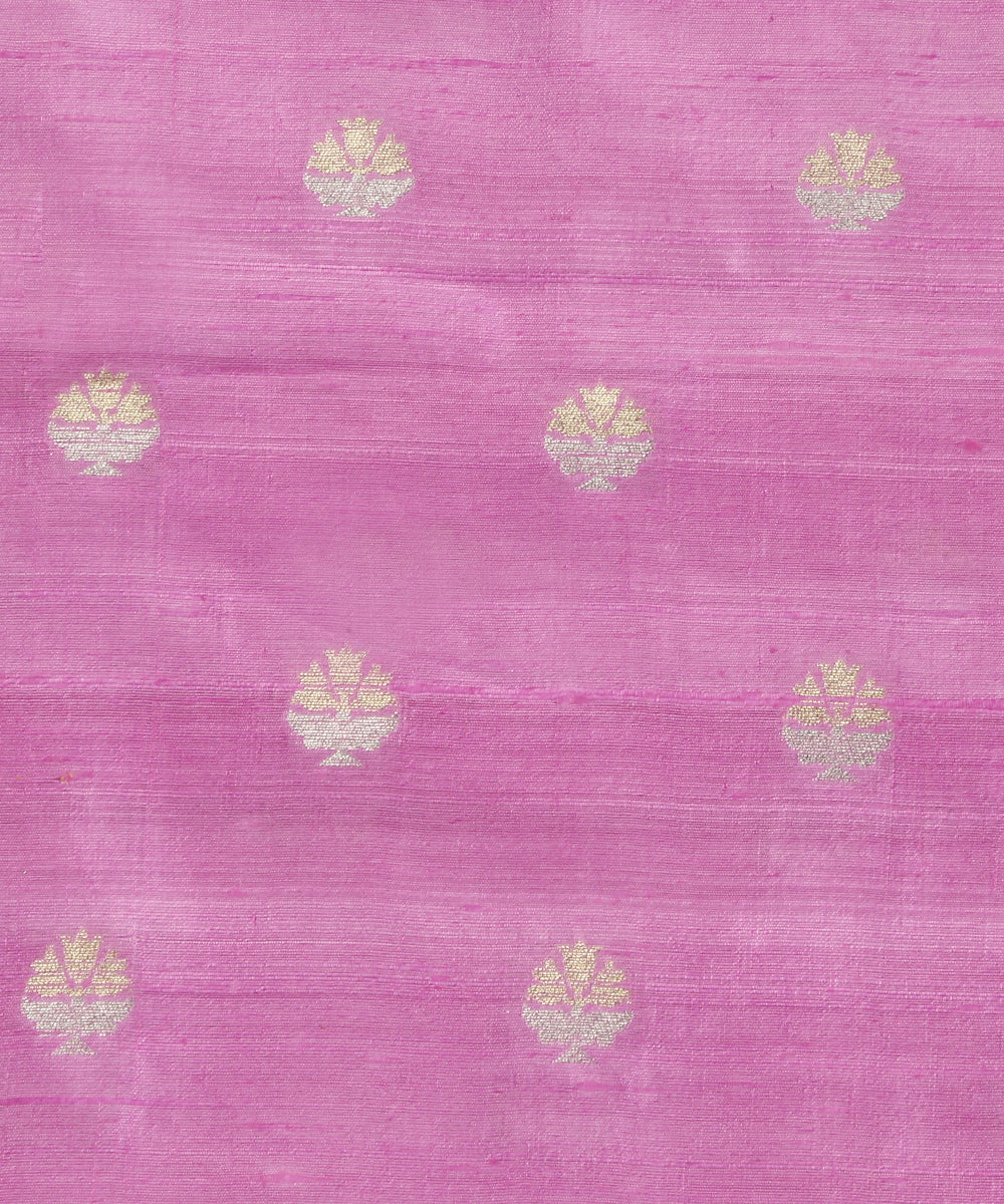 Pastel_Purple_Handloom_Pure_Tussar_Silk_Banarasi_Fabric_With_Sona_Rupa_Booti_WeaverStory_03