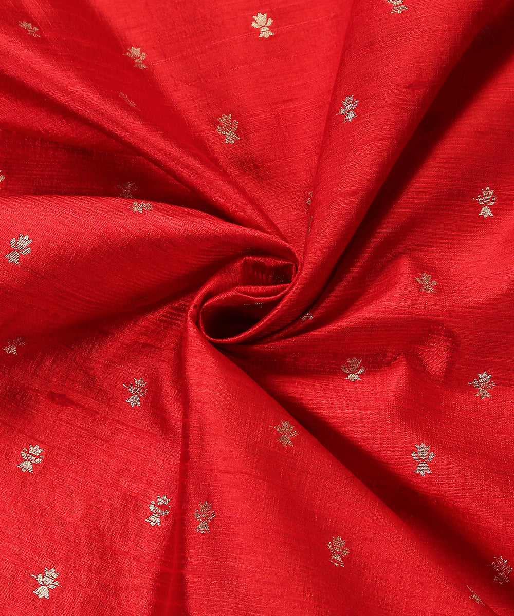Handloom_Red_Pure_Tussar_Silk_Banarasi_Fabric_With_Sona_Rupa_Zari_Booti_WeaverStory_05