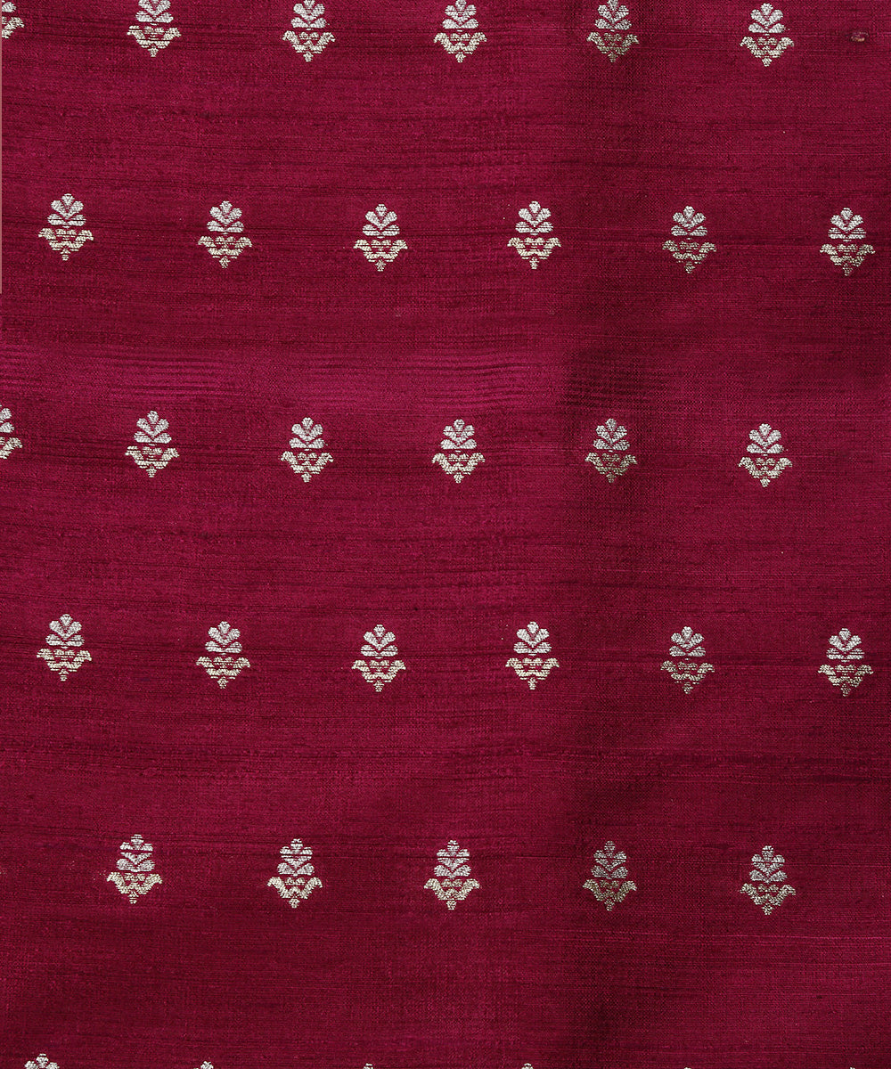 Dark_Purple_Handloom_Pure_Tussar_Silk_Banarasi_Fabric_With_Sona_Rupa_Zari_Booti_WeaverStory_02