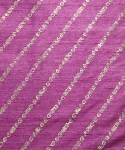 Pastel_Purple_Handloom_Pure_Tussar_Silk_Banarasi_Fabric_With_Aada_Jaal_WeaverStory_02