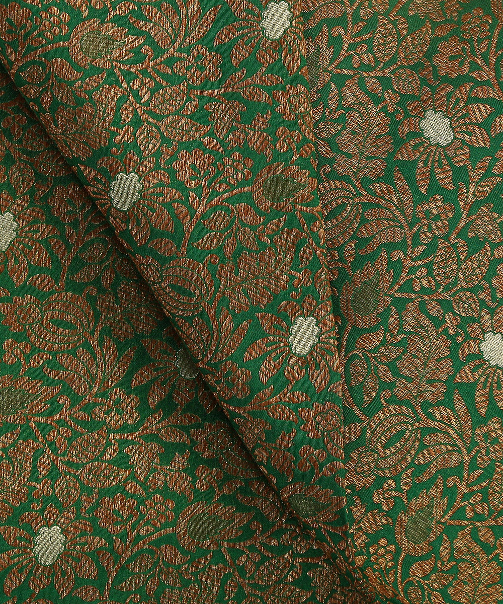 Handloom_Green_Pure_Katan_Silk_Kimkhab_Banarasi_Fabric_With_Nakshi_Work_WeaverStory_04