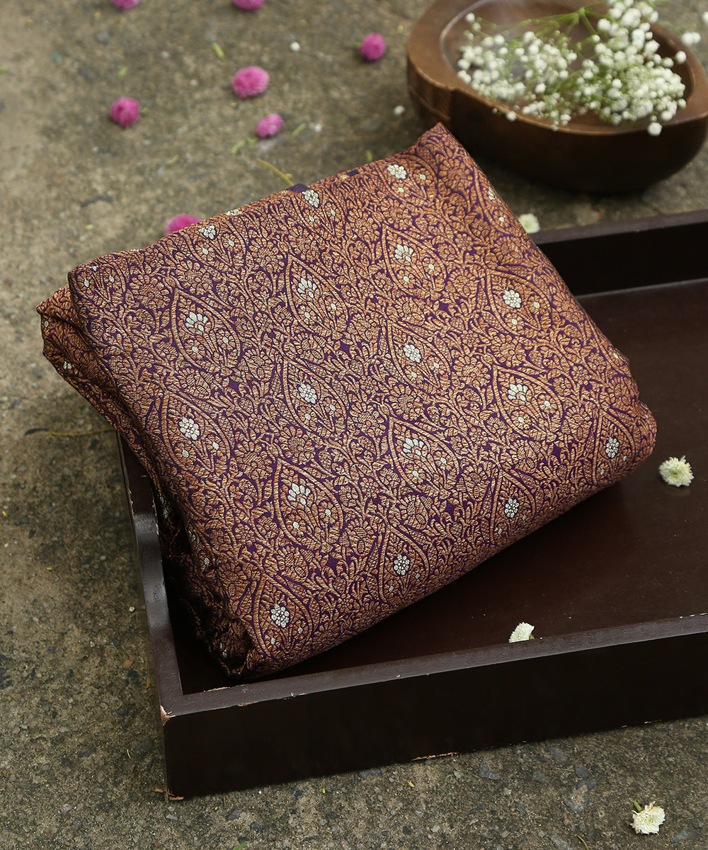 Deep_Purple_Handloom_Pure_Katan_Silk_Kimkhab_Banarasi_Fabric_With_Antique_Zari_WeaverStory_01