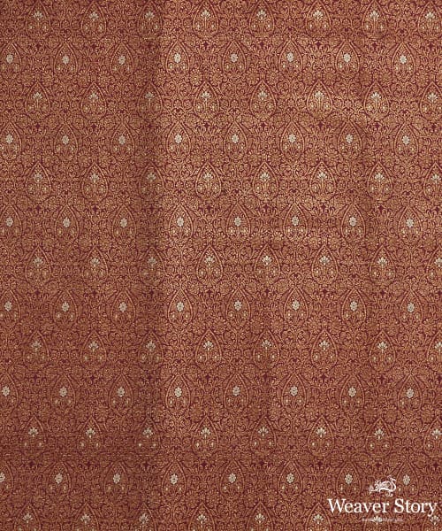 Wine_Handloom_Pure_Katan_Silk_Floral_Motif_Banarasi_Fabric_In_Antique_Zari_WeaverStory_03