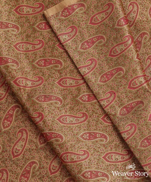 Beige_Handloom_Pure_Katan_Silk_Jamawar_Banarasi_Fabric_With_Three_Color_Zari_WeaverStory_04