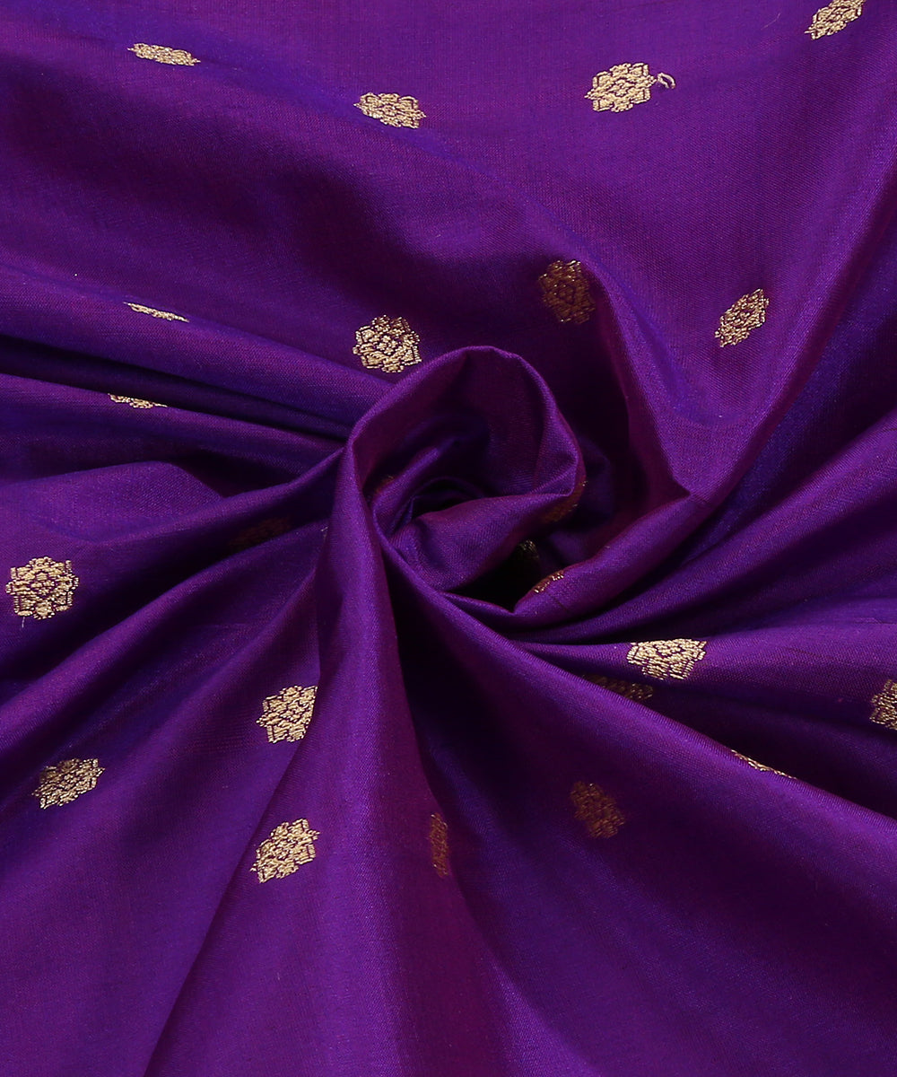 Handloom_Violet_Double_Shade_Pure_Katan_Silk_Banarasi_Fabric_With_Booti_WeaverStory_05