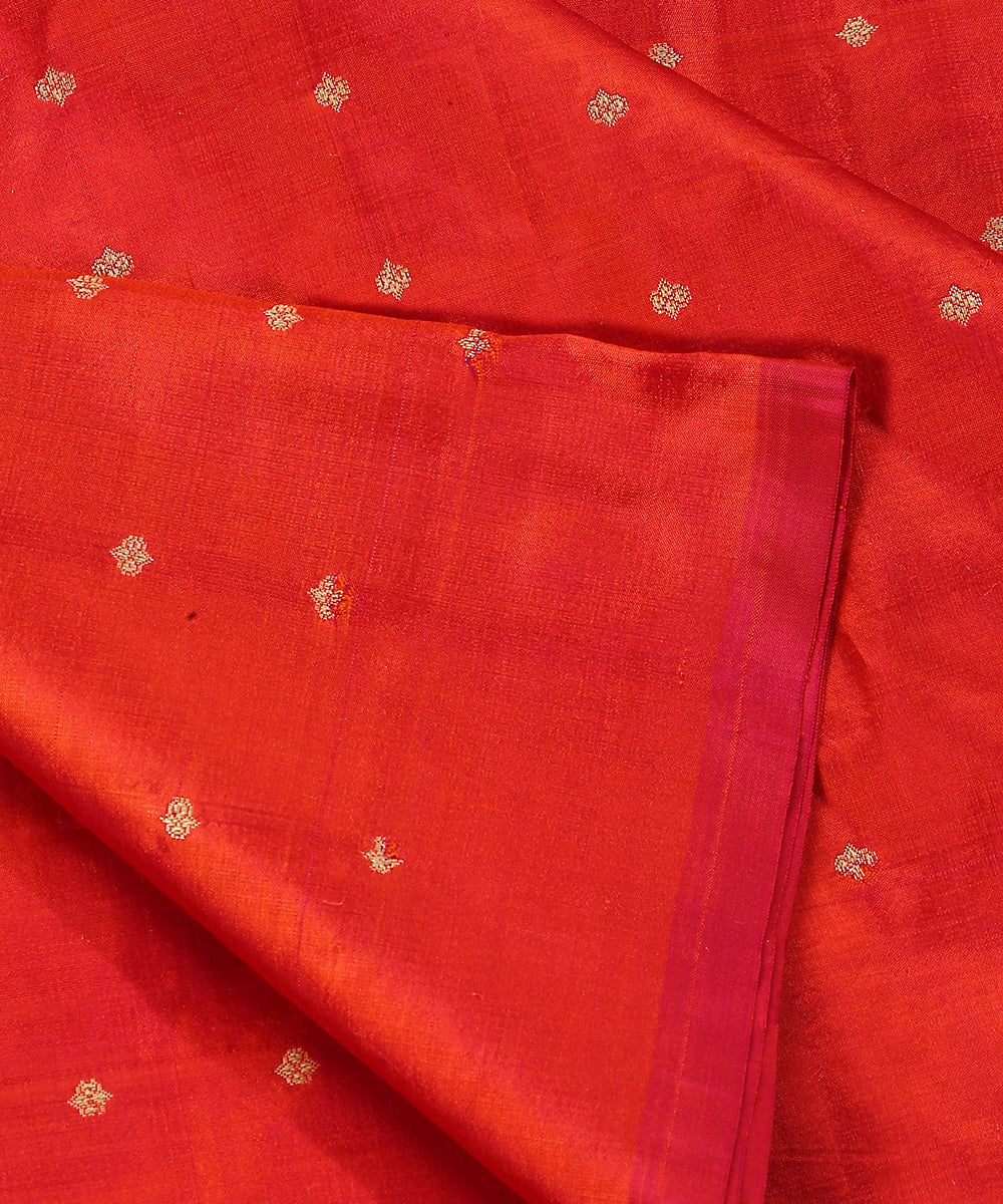 Handloom_Red_Double_Shade_Pure_Katan_Silk_Banarasi_Fabric_With_Cutwork_Booti_WeaverStory_04