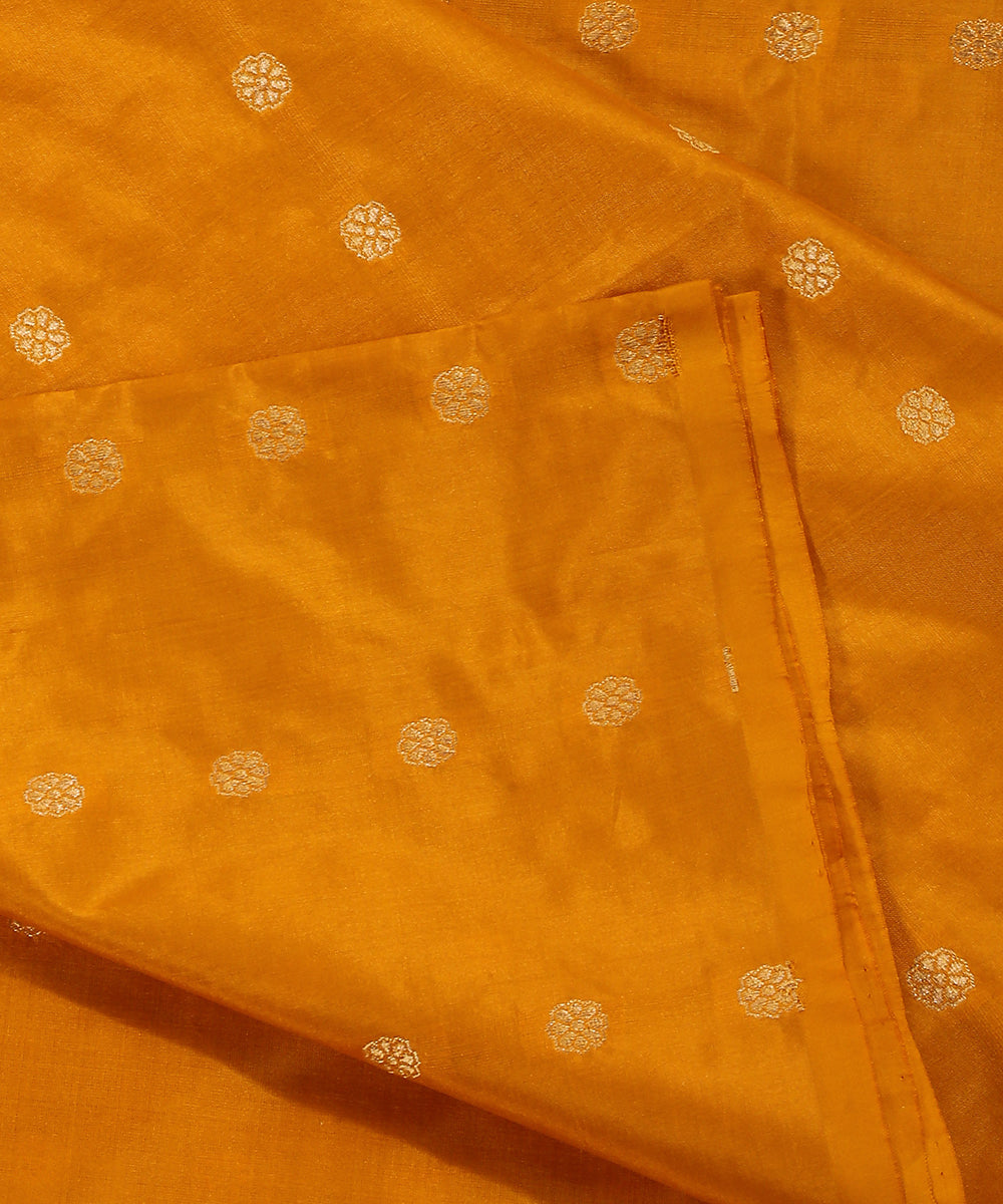 Bright_Mustard_Handloom_Pure_Katan_Silk_Banarasi_Fabric_Cutwork_Booti_WeaverStory_04