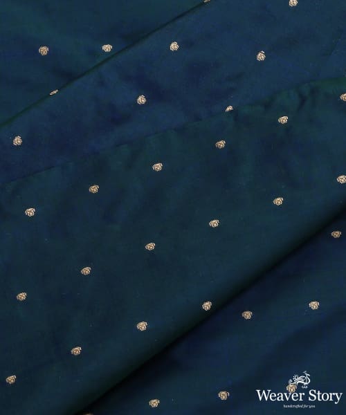 Handloom_Peacock_Green_Double_Shade_Pure_Katan_Silk_Banarasi_Fabric_With_Cutwork_Booti_WeaverStory_04