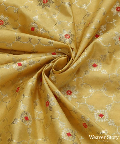 Pastel_Yellow_Handloom_Pure_Moonga_Silk_Banarasi_Fabric_With_Zari_Jaal_WeaverStory_05