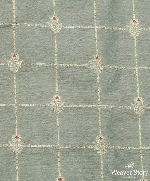 Handloom_Pastel_Pistachio_Green_Pure_Moonga_Silk_Banarasi_Fabric_WeaverStory_02