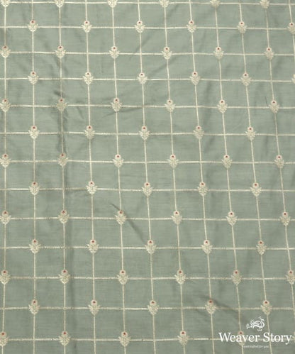 Handloom_Pastel_Pistachio_Green_Pure_Moonga_Silk_Banarasi_Fabric_WeaverStory_03