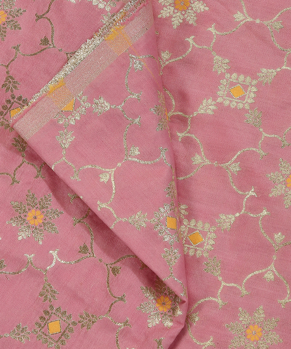 Handloom_Pastel_Peach_Pure_Moonga_Silk_Banarasi_Fabric_With_Cutwork_Jaal_WeaverStory_04