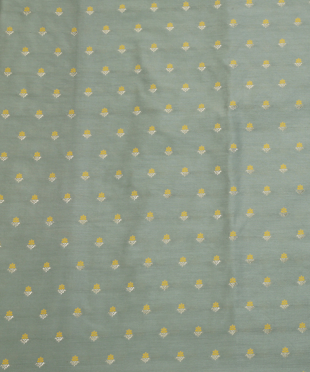 Pastel_Mint_Green_Handloom_Pure_Moonga_Silk_Banarasi_Fabrci_With_Cutwork_Meena_Booti_WeaverStory_02