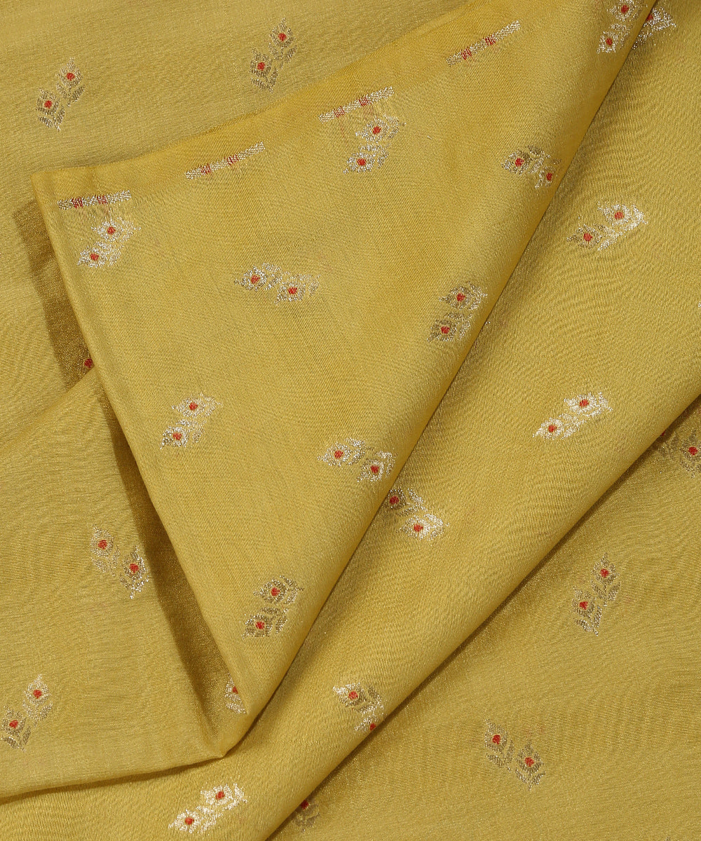 Pastel_Yellow_Handloom_Pure_Moonga_Silk_Banarasi_Fabric_Cutwork_With_Meena_Booti_WeaverStory_04