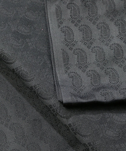 Handloom_Black_Pure_Satin_Silk_Tanchoi_Banarasi_Fabric_With_Paisley_Design_WeaverStory_04