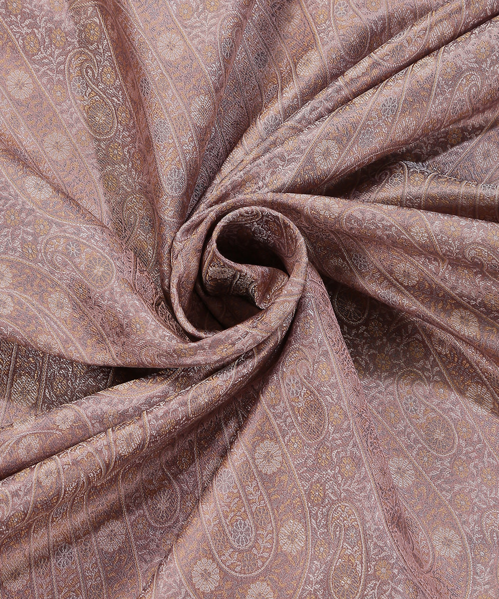 Handloom_Pastel_Purple_Pure_Katan_Silk_Kimkhab_Banarasi_Fabric_With_3_Color_Resham_Work_WeaverStory_05