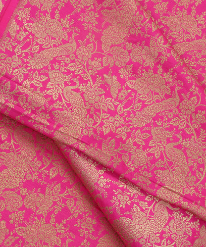 Handloom_Hot_Pink_Pure_Katan_Silk_Morbagh_Banarasi_Fabric_WeaverStory_04