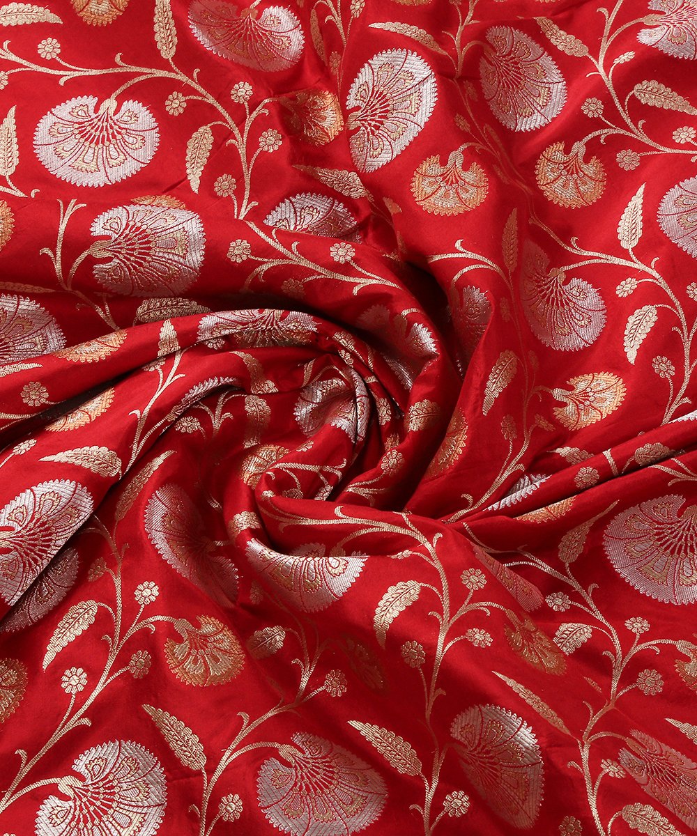 Handloom_Red_Pure_Katan_Silk_Cutwork_Banarasi_Fabric_WeaverStory_05