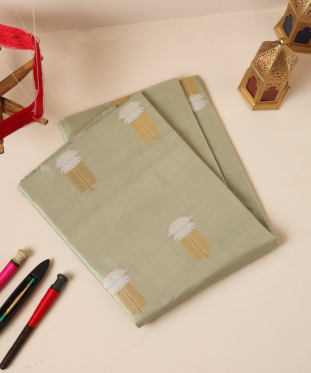 Pista_Green_Handloom_Kadhwa_Pure_Katan_Silk_Booti_Banarasi_Fabric_WeaverStory_01