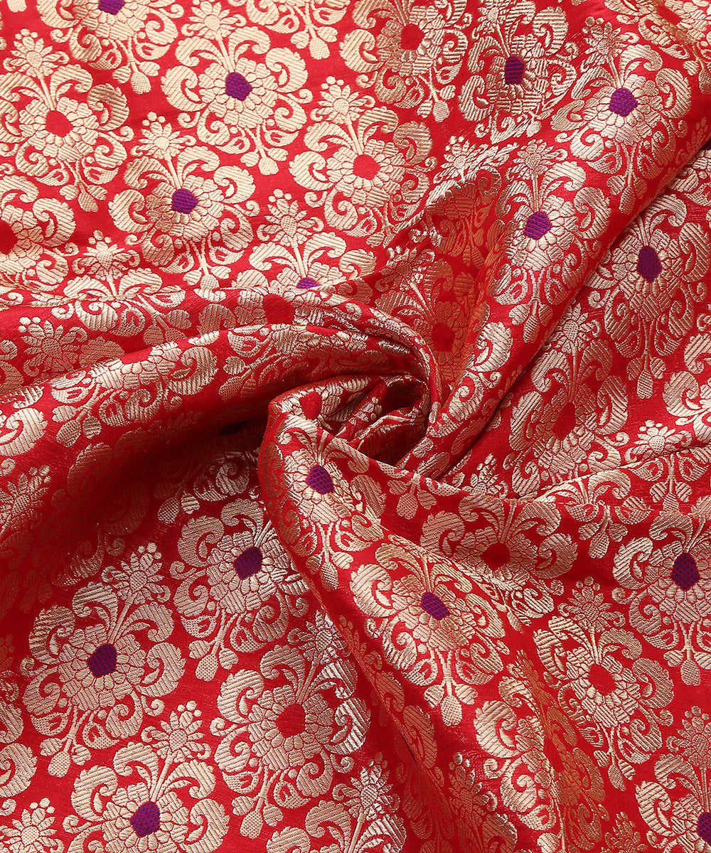 Red_Handloom_Pure_Katan_Silk_Kadhwa_Banarasi_Floral_Brocade_Fabric_With_Purple_Meenakari_WeaverStory_05