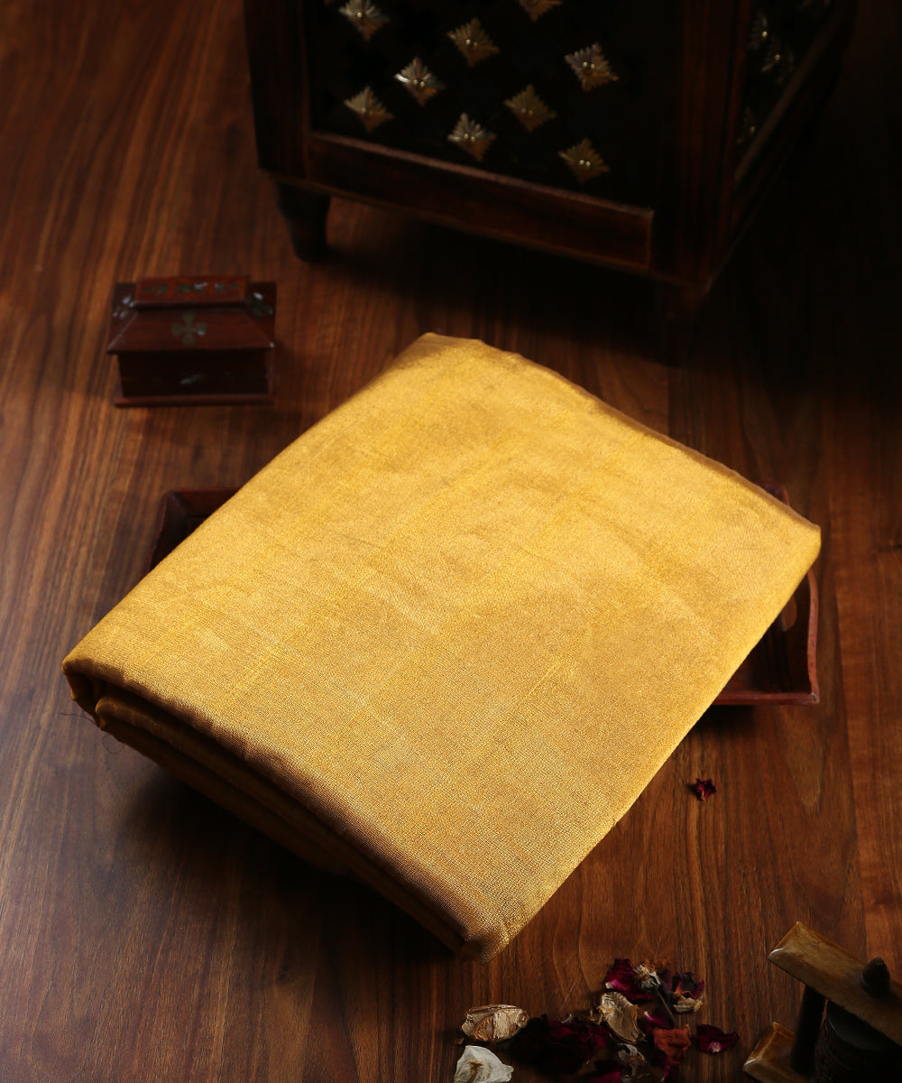 Yellow_Handloom_Gold_Tissue_Chanderi_Fabric_WeaverStory_01