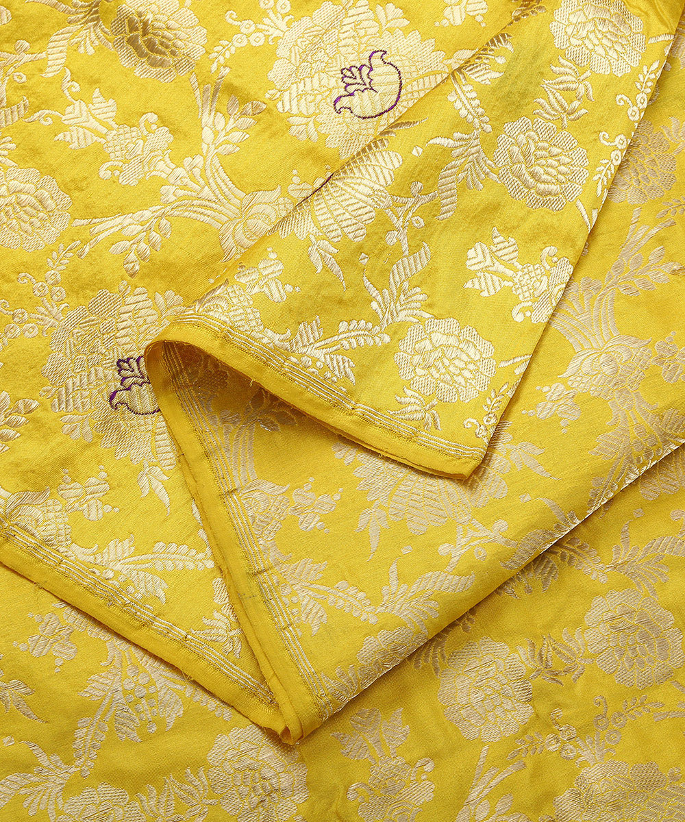 Handloom_Yellow_Pure_Katan_Silk_Odhna_Jangla_Banarasi_Fabric_WeaverStory_04