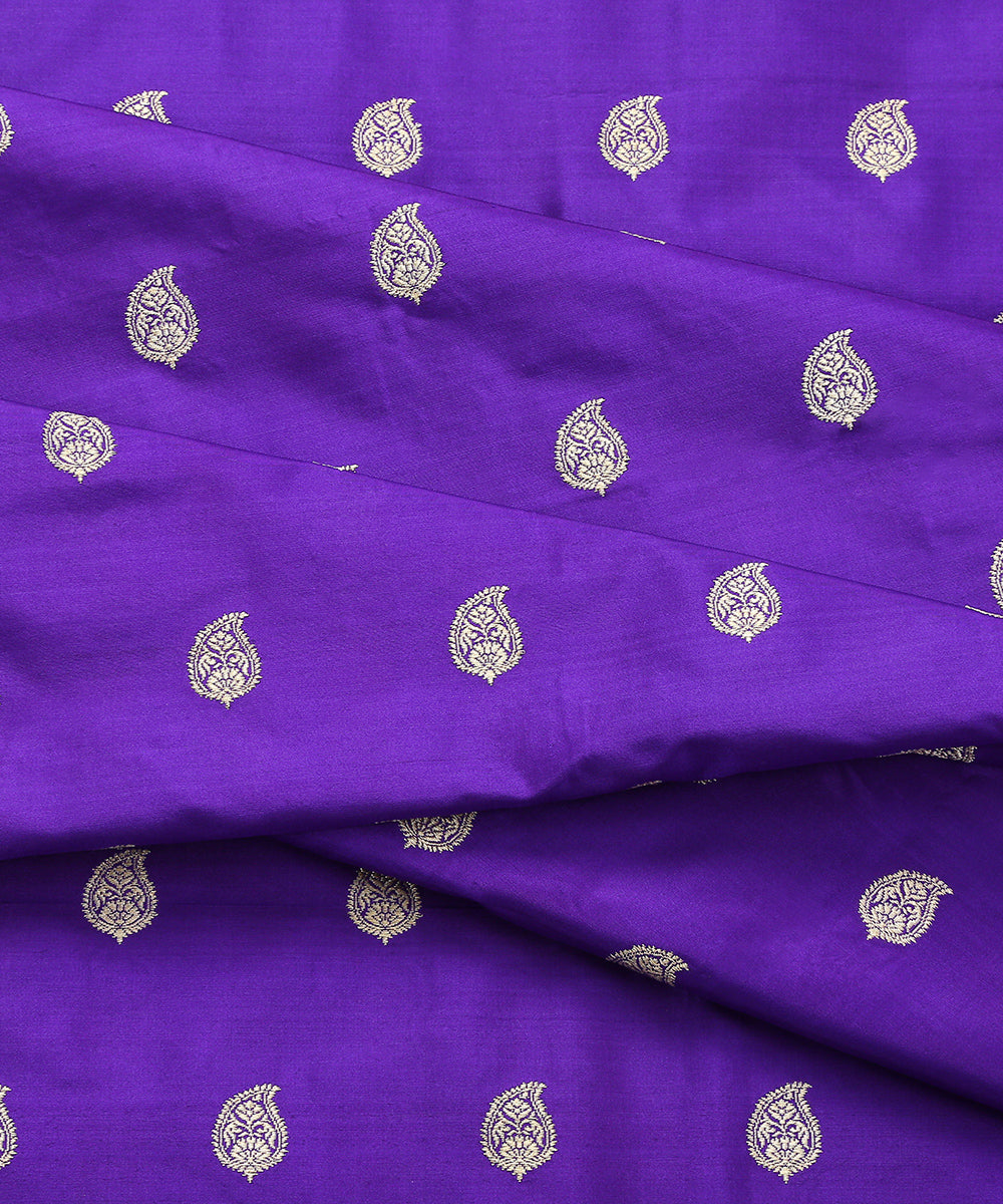 Handloom_Purple_Pure_Katan_Silk_Banarasi_Fabric_with_Paisley_Booti_WeaverStory_04