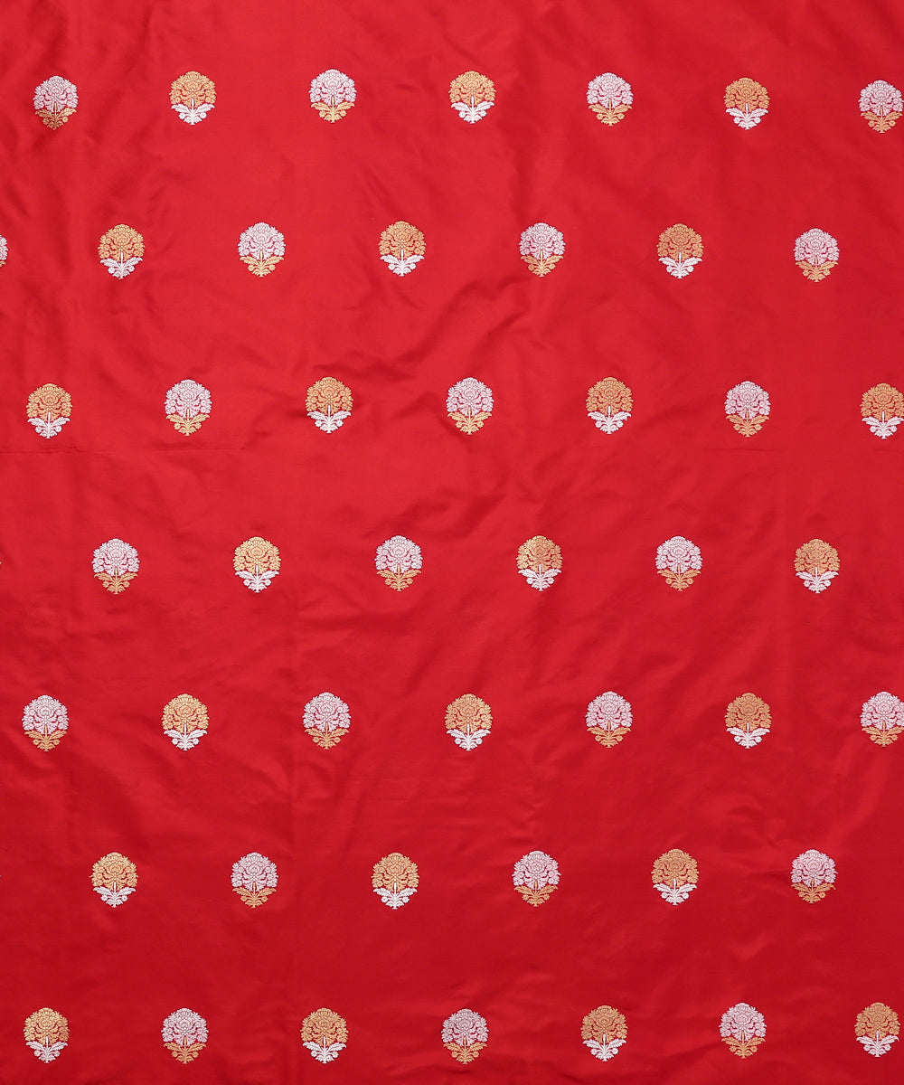 Red_Handloom_Pure_Katan_Silk_Banarasi_Fabric_with_Kadhwa_Booti_WeaverStory_02