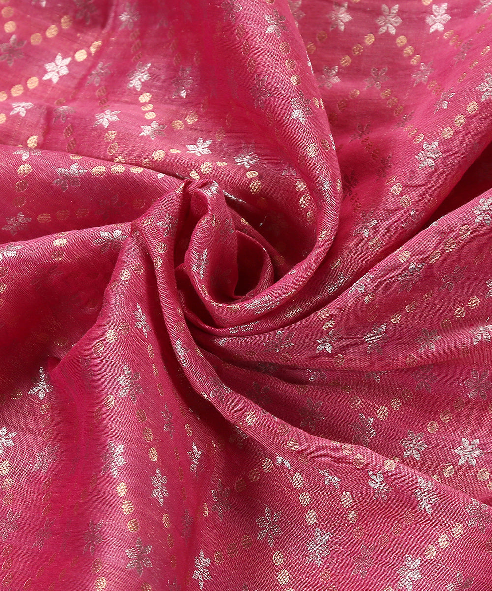 Pink_Handloom_Cotton_Silk_Brocade_Banarasi_Fabric_With_Zigzag_Jaal_WeaverStory_04