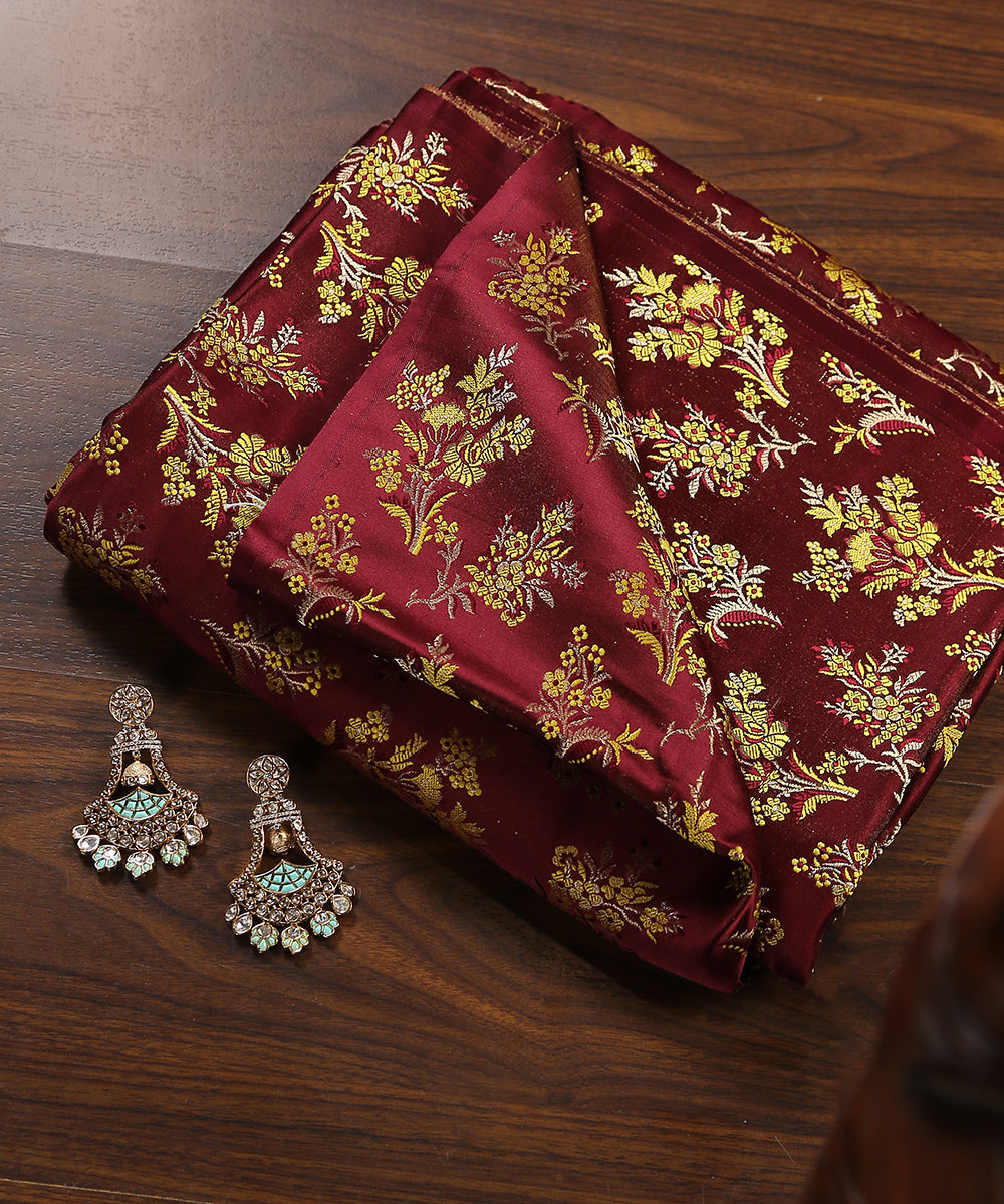 Handloom_Maroon_Jamawar_Brocade_Pure_Katan_Silk_Banarasi_Fabric_With_Meenakari_WeaverStory_01