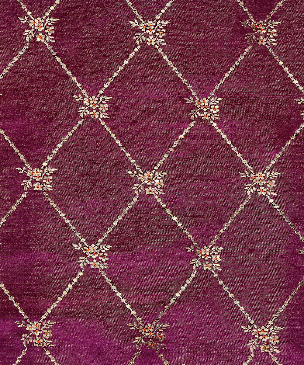 Handloom_Purple_Satin_Silk_Brocade_Banarasi_Fabric_With_Meenakari_Floral_Bunch_WeaverStory_02