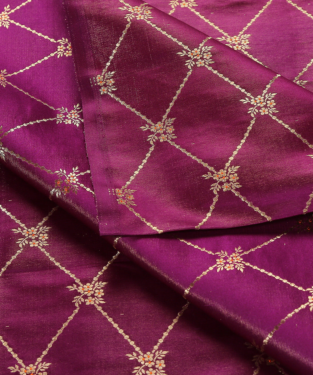 Handloom_Purple_Satin_Silk_Brocade_Banarasi_Fabric_With_Meenakari_Floral_Bunch_WeaverStory_04