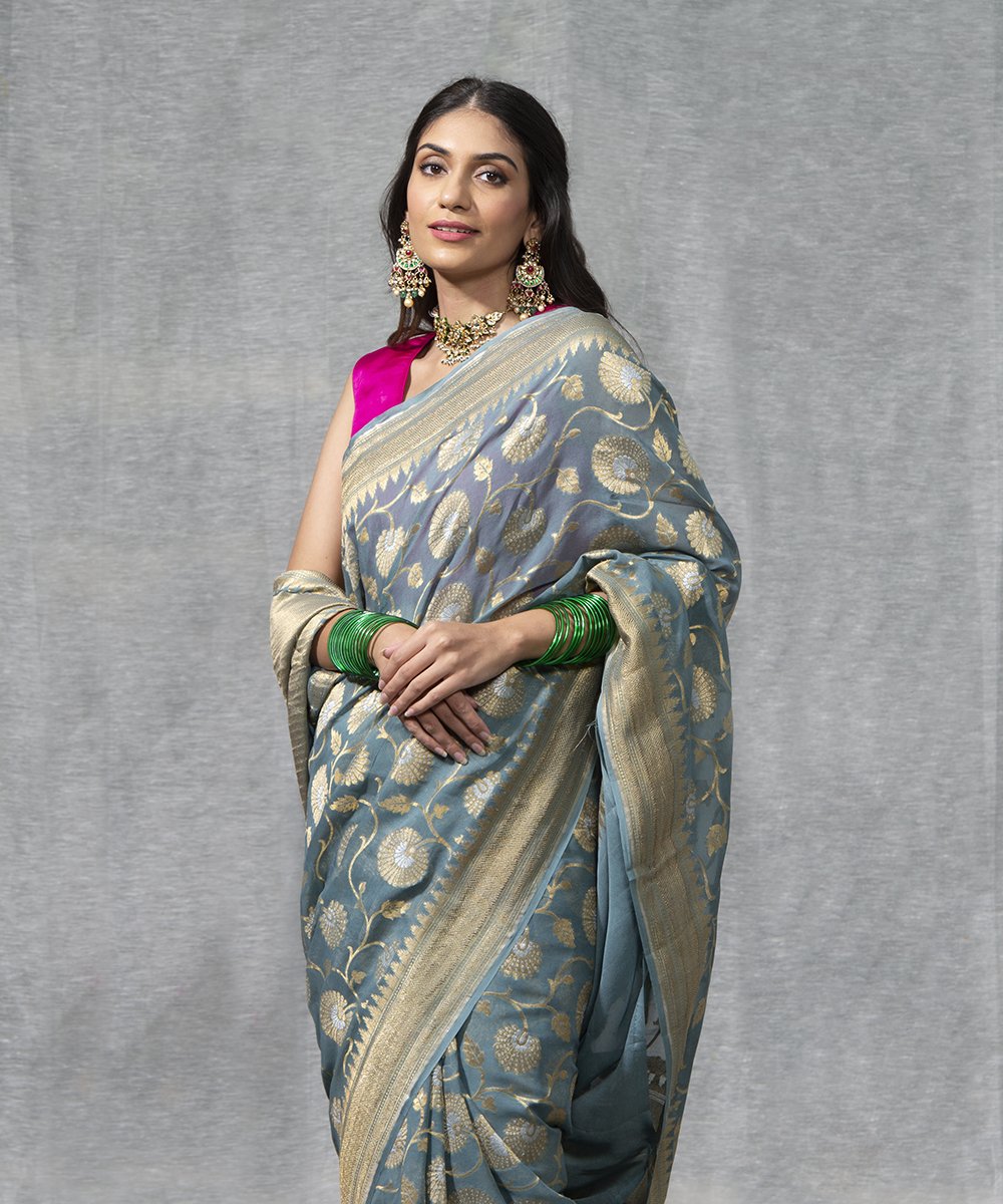 Grey_Handloom_Pure_Georgette_Banarasi_Saree_with_Floral_Jaal_WeaverStory_01