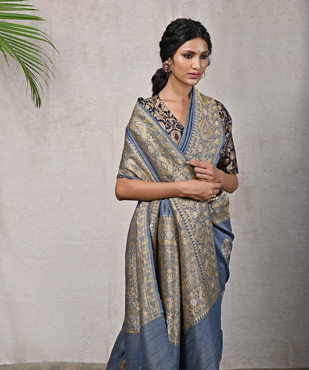 Grey_Handloom_Tusser_Georgette_Banarasi_Saree_with_Kadhwa_Booti_WeaverStory_01