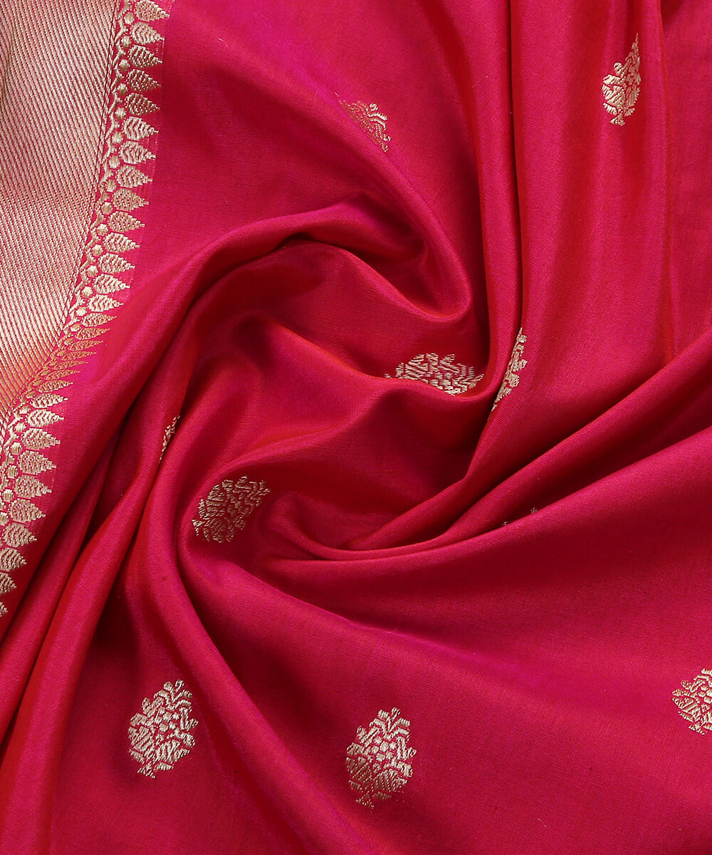 Handloom_Pink_Kadhwa_Booti_Dupatta_with_Orange_Selvedge_WeaverStory_05