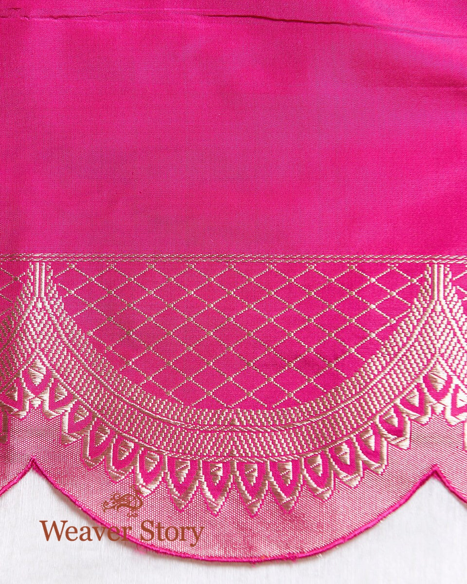 Handloom_Indian_Pink_Banarasi_Silk_Saree_with_Scalloped_Borders_WeaverStory_05
