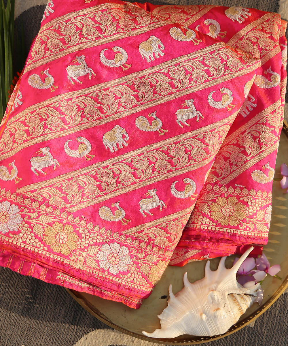 Handloom_Pink_Banarasi_Katan_Silk_Shikargah_Dupatta_WeaverStory_01