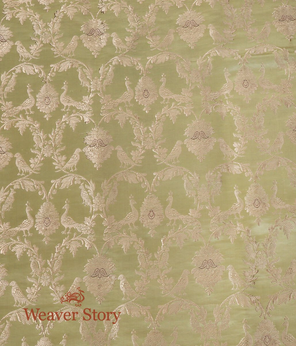 Handloom_Pista_Green_Kadhwa_Banarasi_Fabric_with_Shikargah_Design_WeaverStory_04